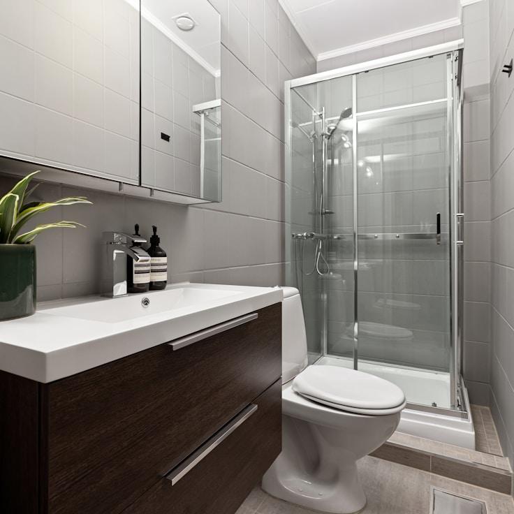 Expert plumbing unit